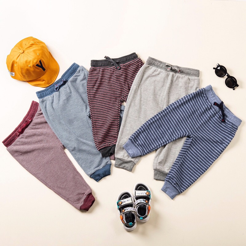 Combo 3c quần nỉ size nhí 160K size từ 7-14kg