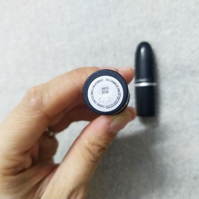 Son MAC mini Diva/ Ruby Woo - xách tay Canada