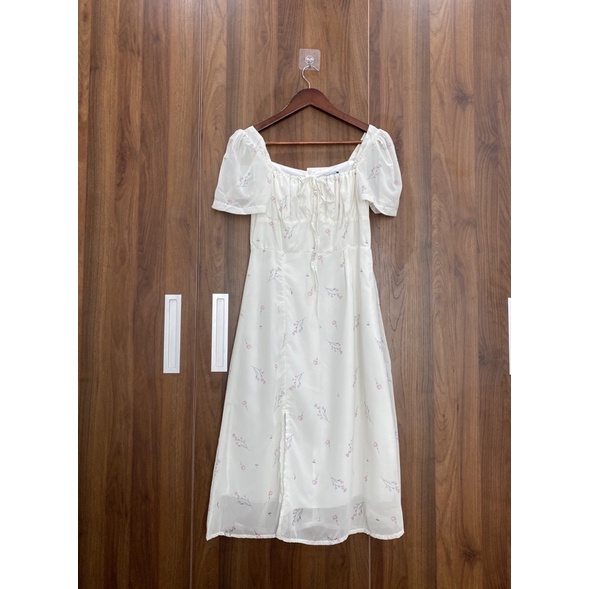 Váy hoa nhí cổ vuông tay bồng nhún ngực xẻ tà 2 lớp ulzzang đầm hoa trắng dáng dài