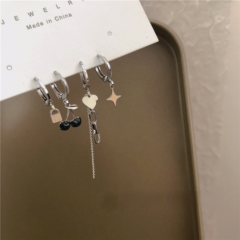 Set 4 Khuyên Tai Màu Đen Hình Trái Tim/Quả Đào Nhỏ Đơn Giản Dành Cho Nữ