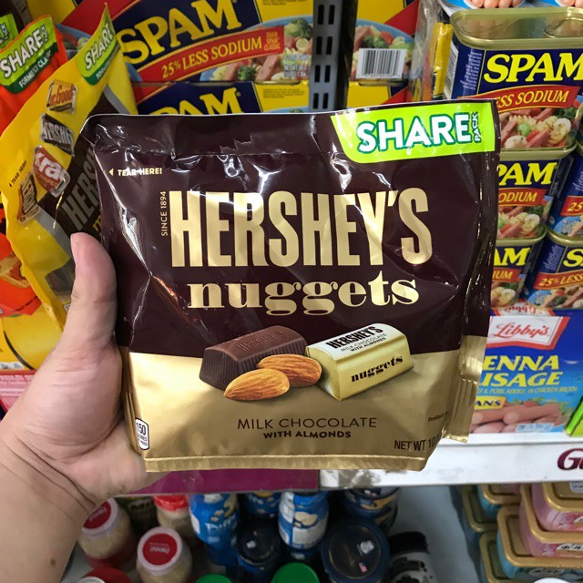 Socola Hershey Sữa Hạnh Nhân Hershey's Nuggets Milk Chocolate 286g