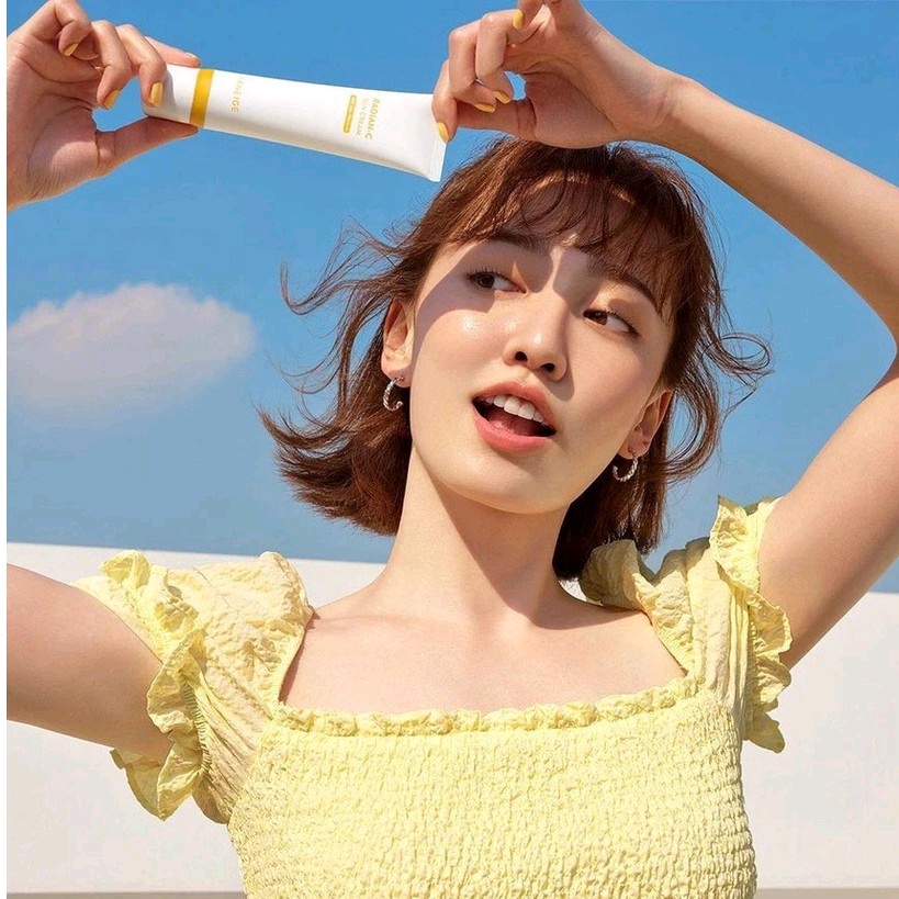 (chọn quà tặng thêm)Kem Chống Nắng Laneige Radian-C Dưỡng Sáng Da 50ml Radian-C Sun Cream SPF 50+ PA++++