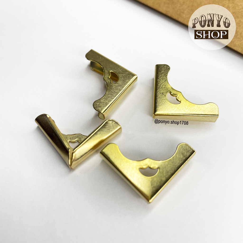Bộ 4 cái bọc góc sổ kim loại