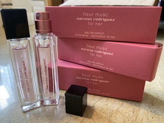 Nước hoa Narciso fleur musc 10ml dạng xịt 🎀🎀🎀