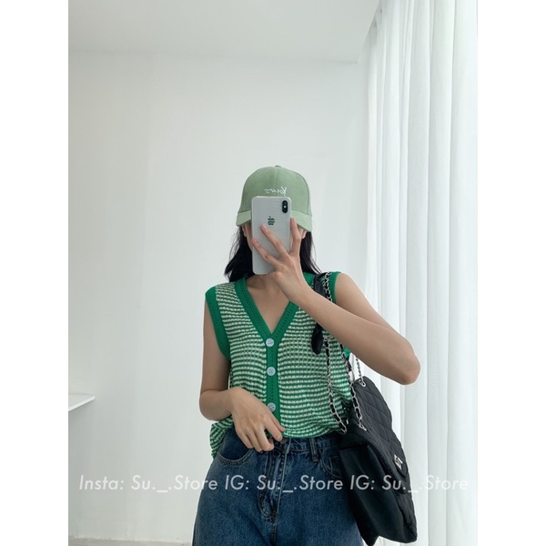 Áo mongtoghi sát vai cổ tim cúc cài A2343 SUSTORE