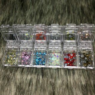 Khay 12 Ô Đựng Đá, Charm... Nail