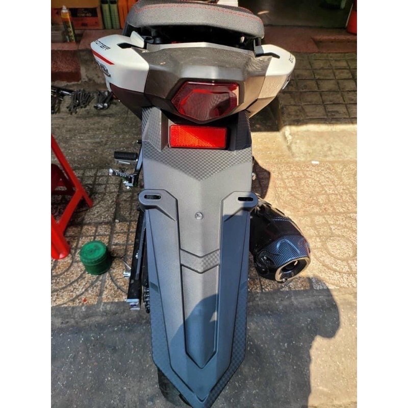 Dè sau Yamaha Exciter 155 mẫu FZ hàng loại 1 phụ tùng xe Trâm Hoàng