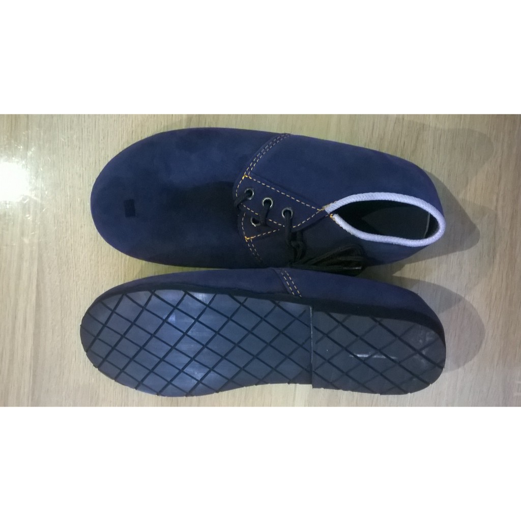 Giầy đá cầu  Lưới tiêu chuẩn-Hà Nội-Sài Gòn