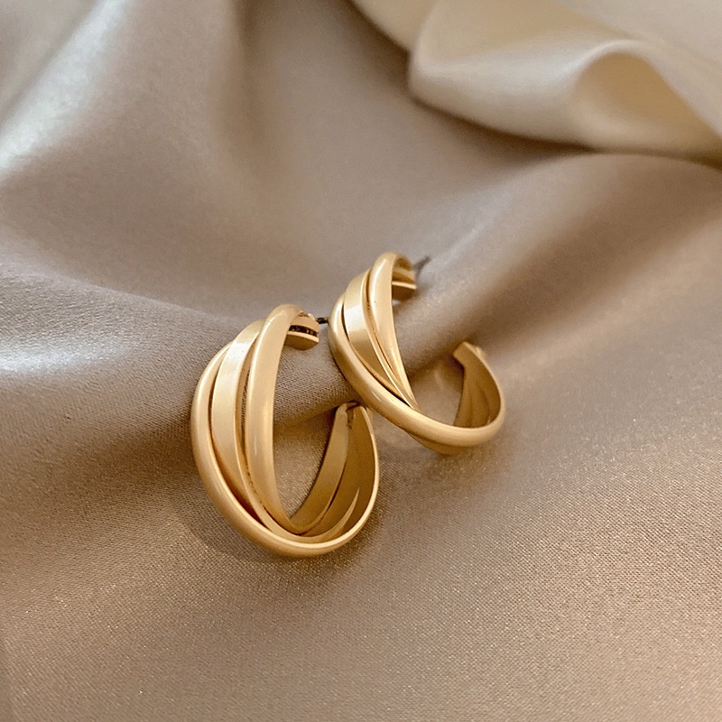 [Augustcloth | AugustJewelry] Bông tai/ Hoa tai hợp kim 3 vòng đan chéo phong cách Hàn Quốc