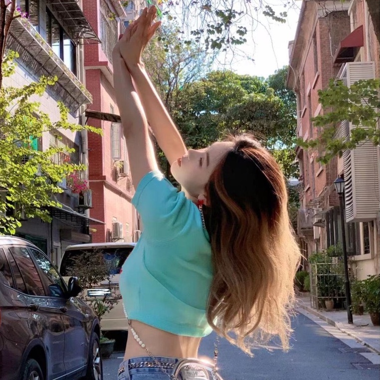 Áo Thun Ngắn Tay Cổ Vuông Thời Trang Trẻ Trung