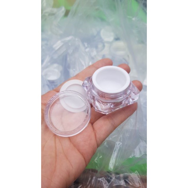 SET 50 HŨ KEM NHỰA 10GR (CÓ NẮP LÓT)