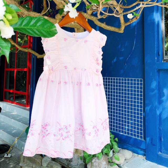 Váy Cho Bé Gái Thêu Hoa Dễ Thương