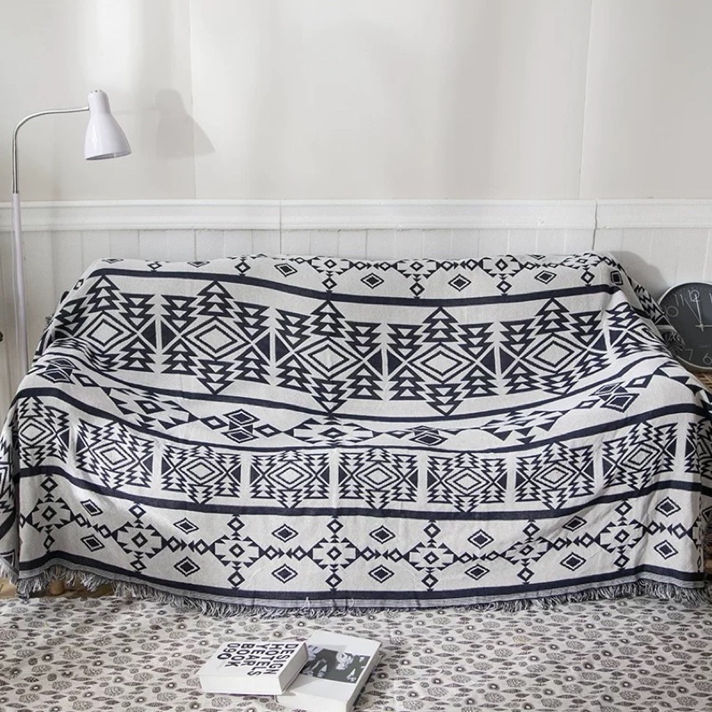 Thảm sofa cotton dệt hoạ tiết sử dụng 2 mặt phong cách vintage