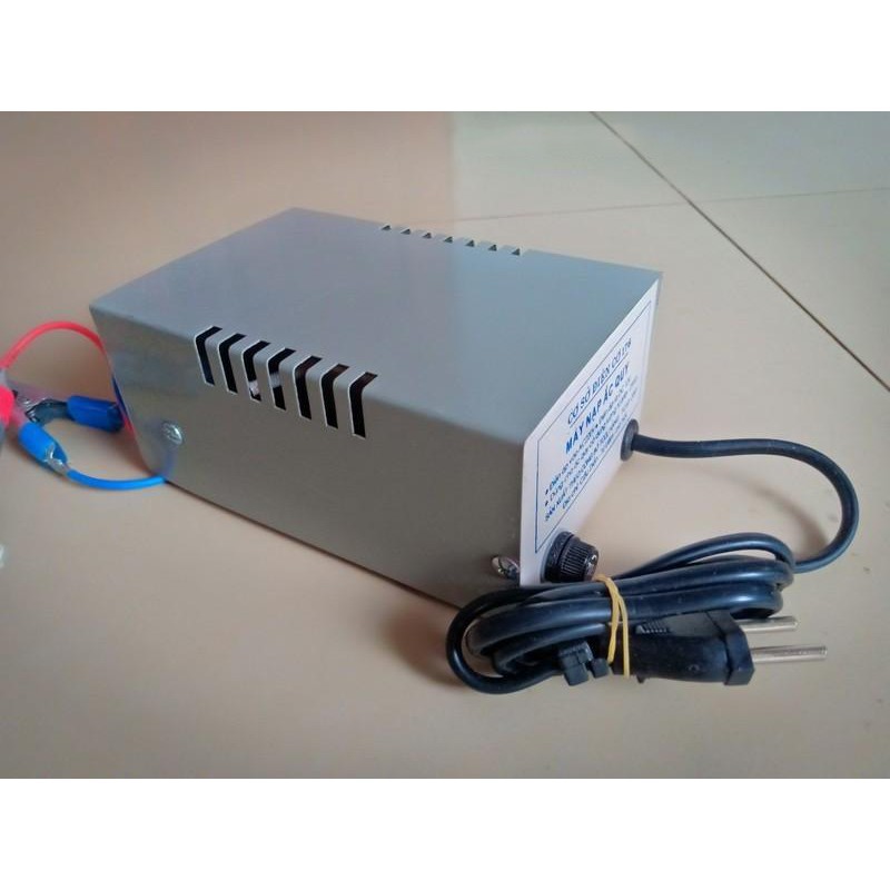 Bình nạp ác quy 12v