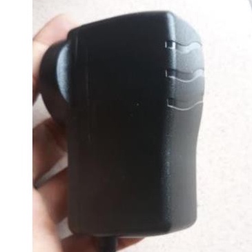 Cục sạc 15v/2a ..hàng bãi..sạc chuẩn dành cho loa kéo...