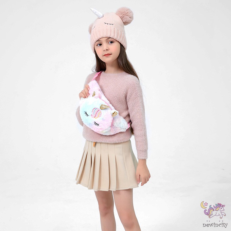 Túi đeo chéo trước ngực với thiết kế hình kì lân xinh xắn đáng yêu cho bé gái