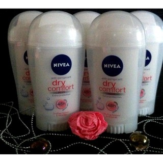 Lăn Khử Mùi Nivea