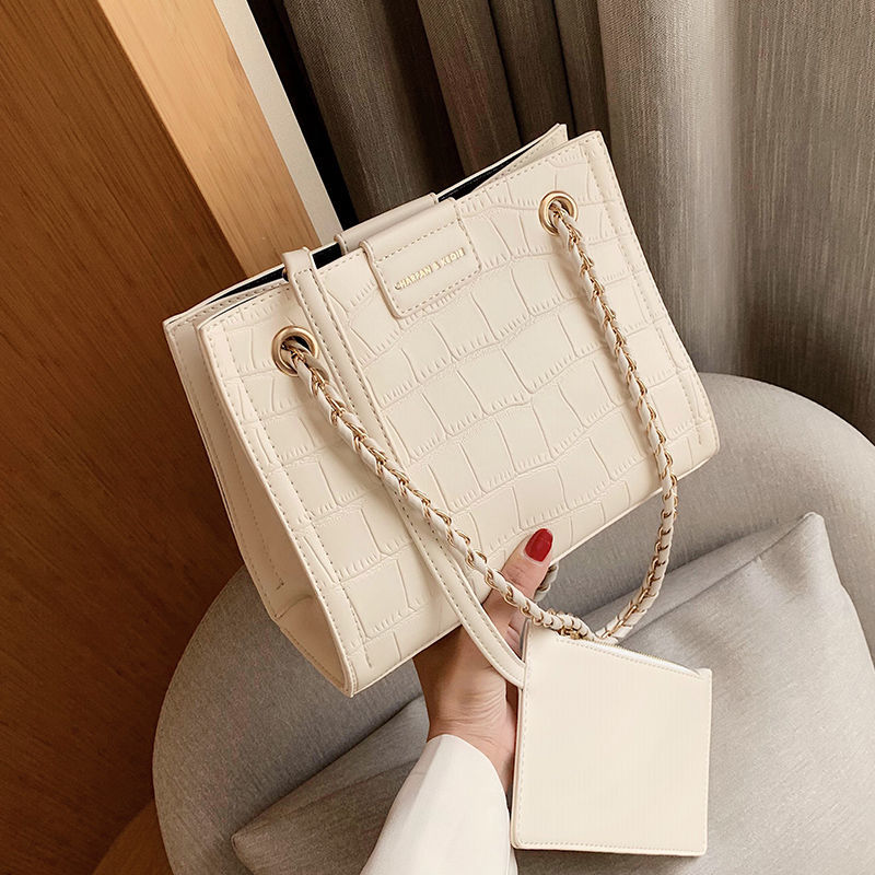 Túi Đeo Chéo Vuông Dây Kim Loại Thời Trang 2020 Cho Nữ