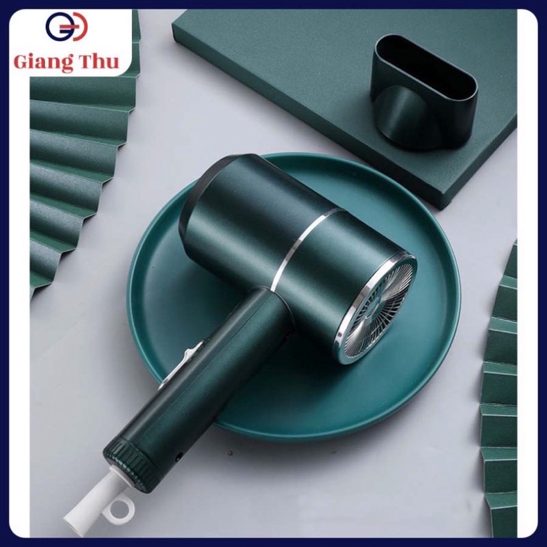 Máy sấy tóc, tạo kiểu tóc  chính hãng, công suất 2200w phù hợp cho cả gia đình và salon tóc