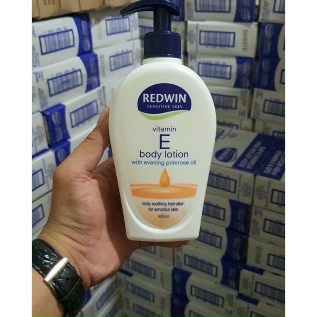 Kem dưỡng vitamin e Úc chai vòi 400ml 025939