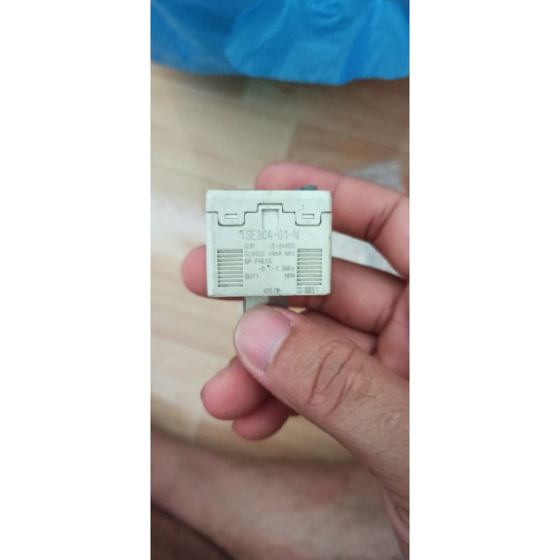 Đồng Hồ Hiển Thị Áp Suất SMC, Chế Máy Hút Chân Không