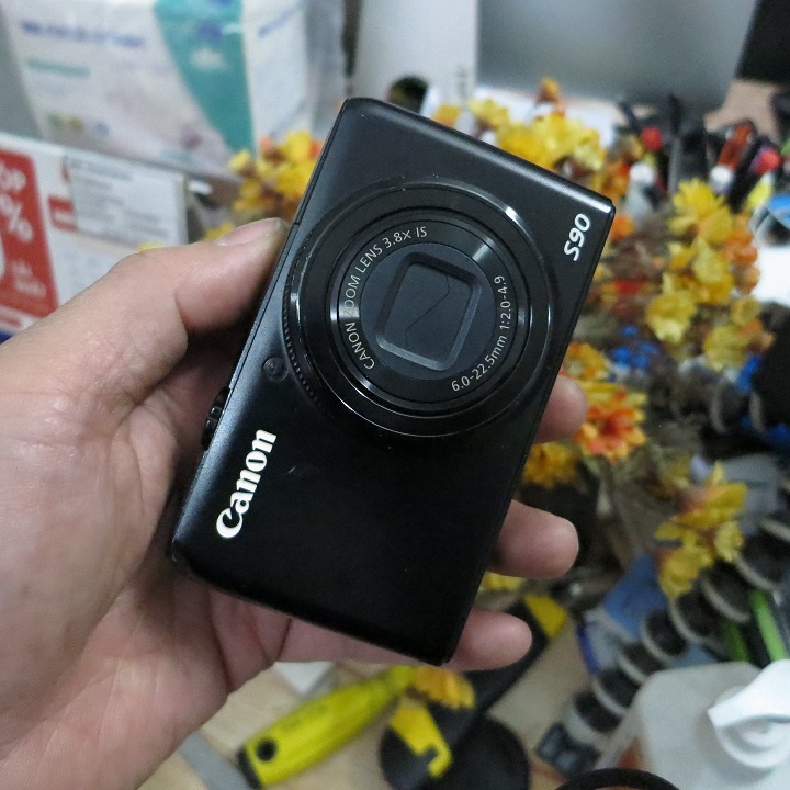 Máy ảnh canon S90 dòng S compact cao cấp quay chụp tốt | WebRaoVat - webraovat.net.vn