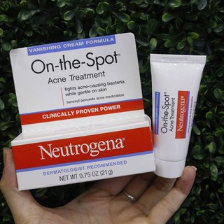 Kem Mụn Neutrogena On-The-Spot Acne Treatment