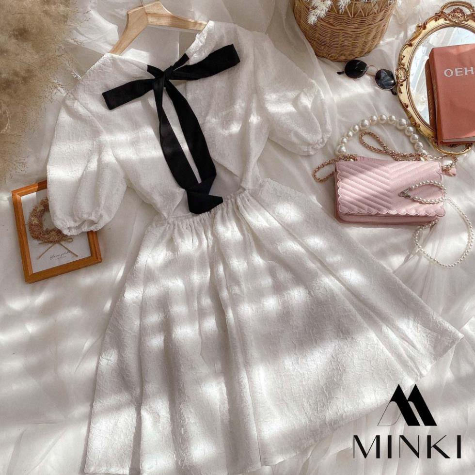 [TTTK] ĐẦM TRẮNG NƠ ĐEN HỞ LƯNG - CHẤT LIỆU GẤM XỐP CAO CẤP - TRẮNG VÂN NỔI | BigBuy360 - bigbuy360.vn