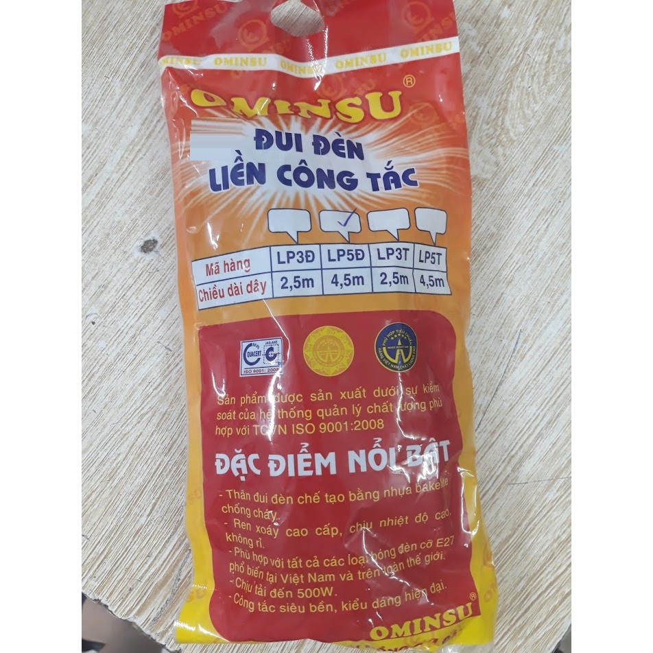 Đui Đèn Liền Công Tắc Đấu Sẵn Dây Phích OMINSU LP5Đ - 4.5m HÀNG CHÍNH HÃNG