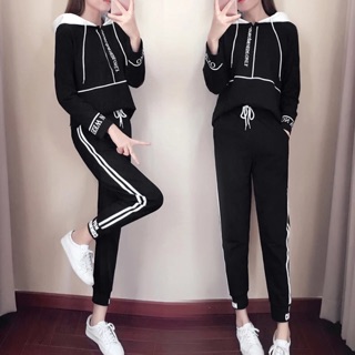 Bộ thể thao của nữ