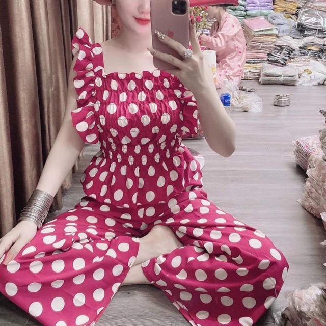 Sét đồ bộ chấm bi nhúm eo cổ vuông sát lách