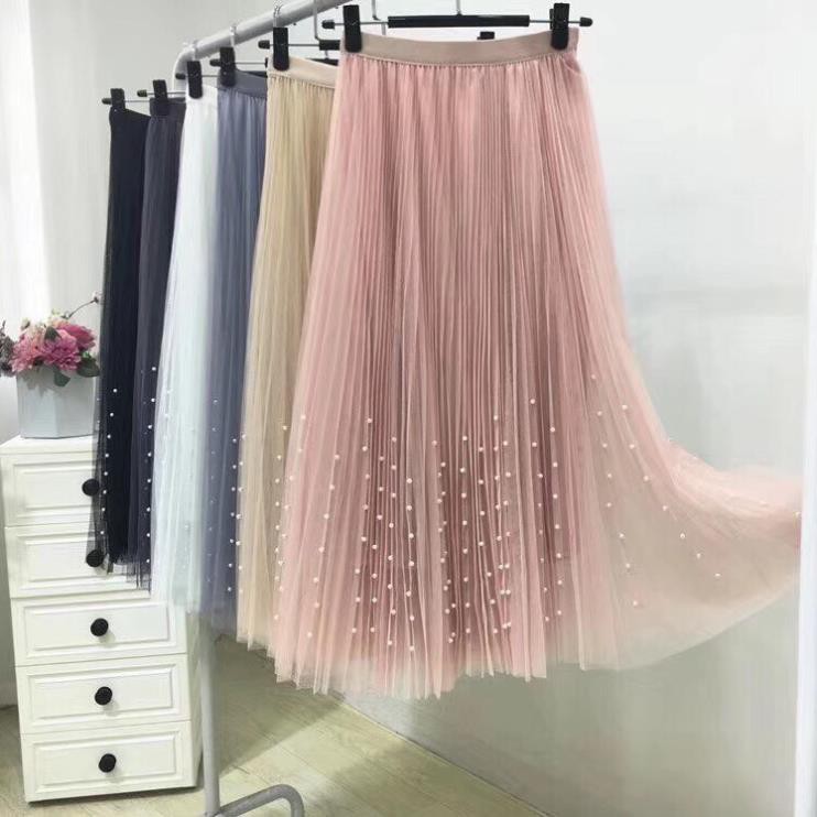 Chân Váy Dáng Dài Điểm Chấm Điệu Đà Cho Nàng Thích Cute