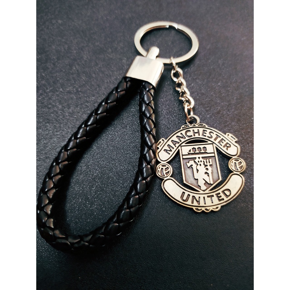 Móc khóa dây da M.U