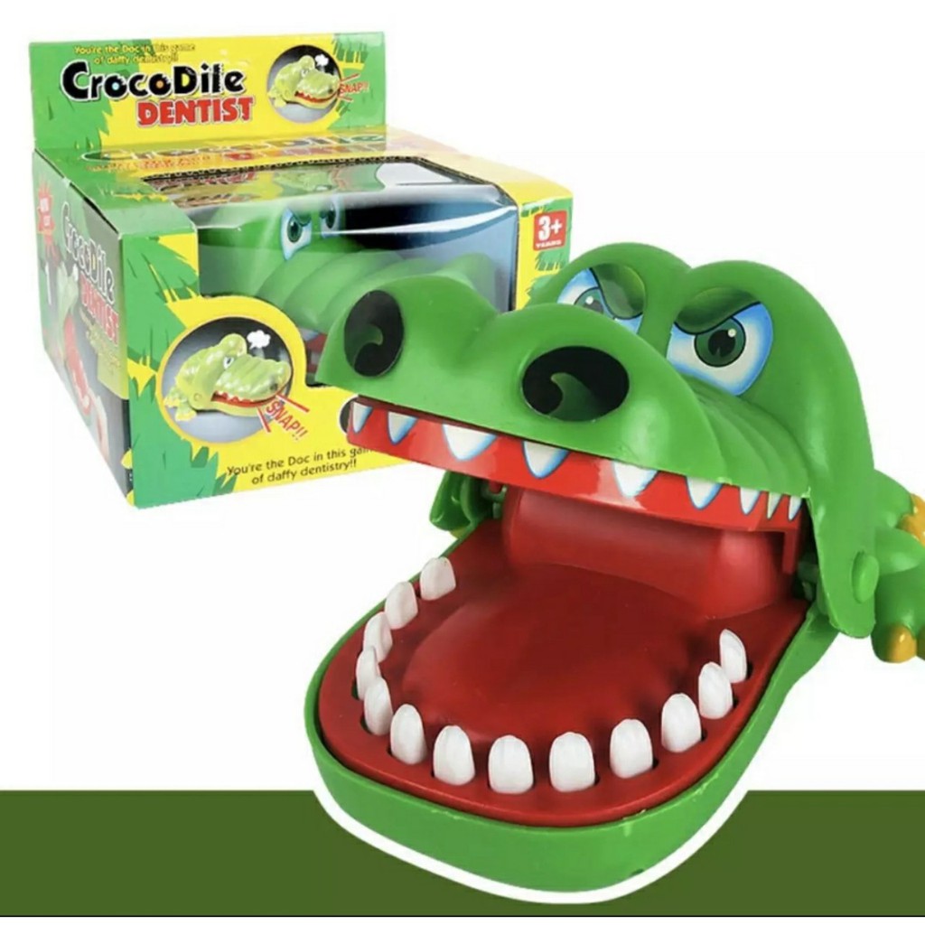 CÁ SẤU CẮN TAY  -