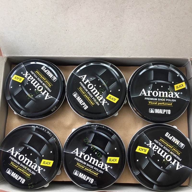 ☘xi đánh giầy hàng chuẩn  đủ mầu 🌹hàng sẵn🌹