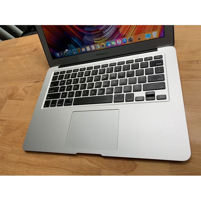 Laptop macbook air 2015, i5 1.6G, ram 4G, ssd 128G, 13,3in, 99%, giá rẻ