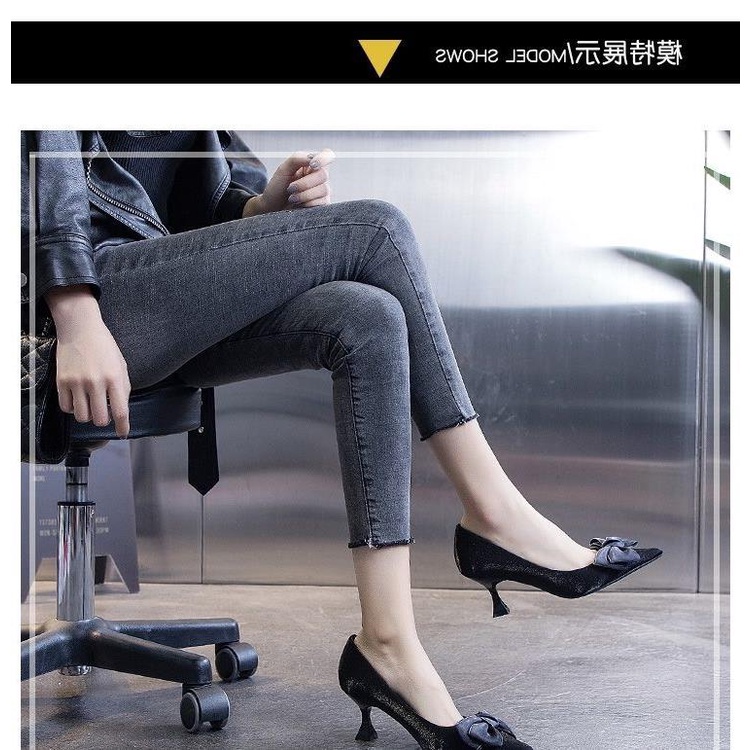 Giày cao gót mũi nhọn đính nơ màu đỏ thời trang mùa xuân Pháp 2021 cho nữ