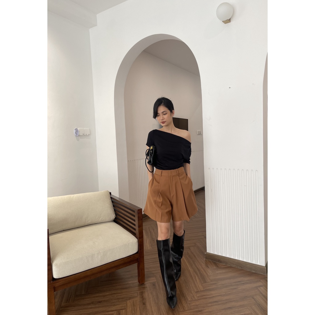 COCO SIN - Quần Short Nâu Xếp Ly