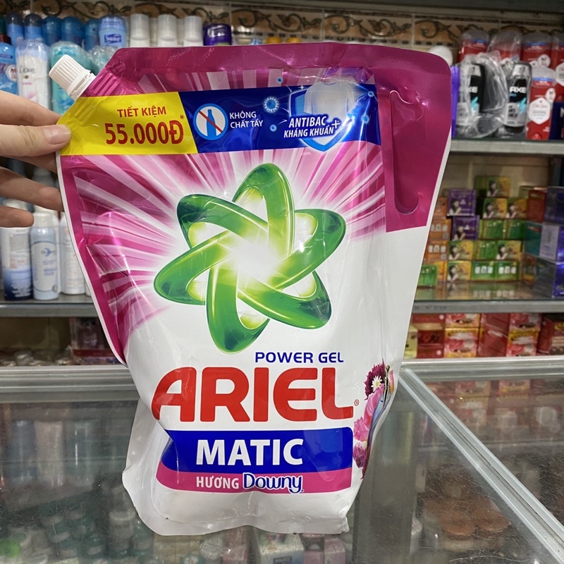 Nước giặt Ariel Matic Hương downy túi 2.1kg