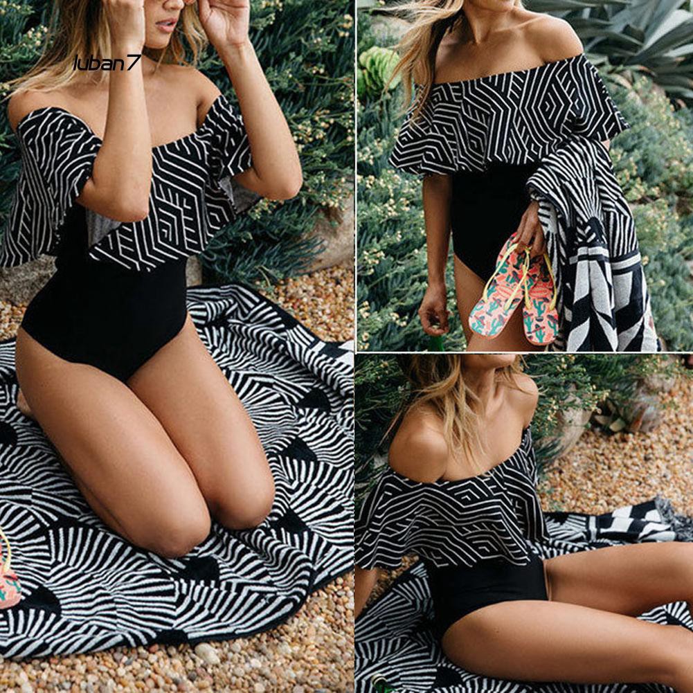 Bộ bikini 1 mảnh trễ vai họa tiết hình học thời trang cho nữ | BigBuy360 - bigbuy360.vn