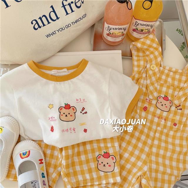 Bộ Áo Thun Tay Ngắn Và Quần Yếm In Họa Tiết Hoạt Hình Phong Cách Nhật Bản Dành Cho Bé Gái