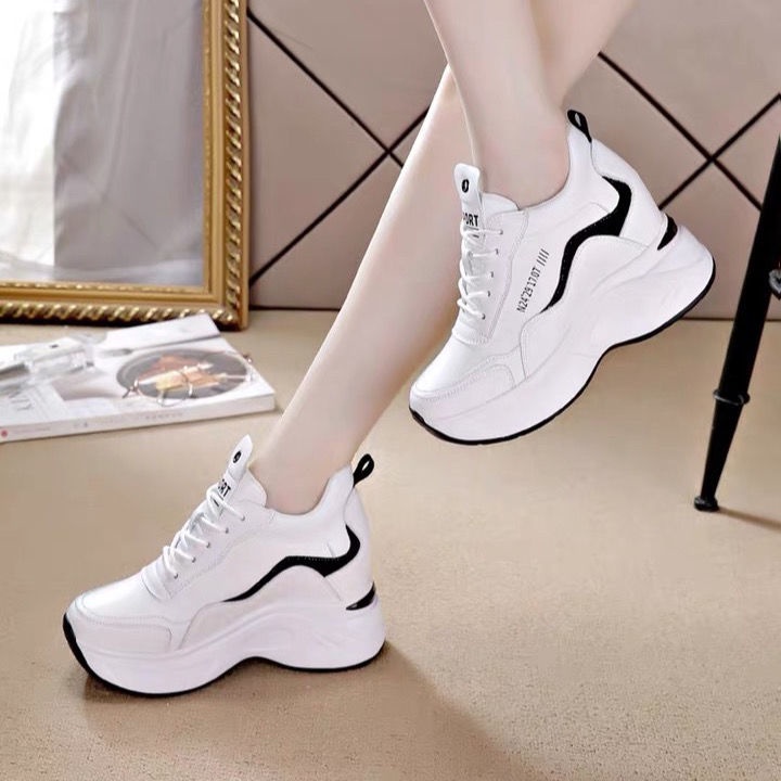 Giày Thể Thao Trắng Đế Dày Tăng Chiều Cao Dễ Phối Đồ Thời Trang Cho Nữ
