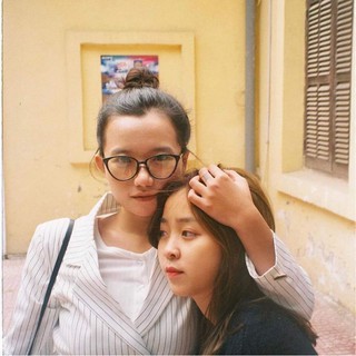 Lyys Store - Gọng mắt mèo bầu dục 2360