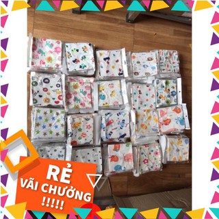 Yếm Xô Quàng Cổ Cài Nút Cho Bé