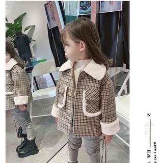 Áo dạ lót phao cổ lông cho bé.