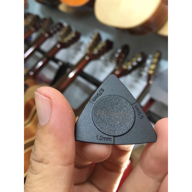 Pick (phím khảy đàn guitar ) đầu 3 size Flanger