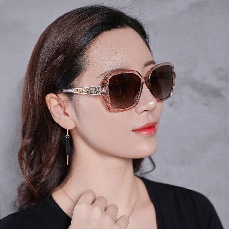 Kính Mát Nữ Vát Kim Cương Phong Cách K30