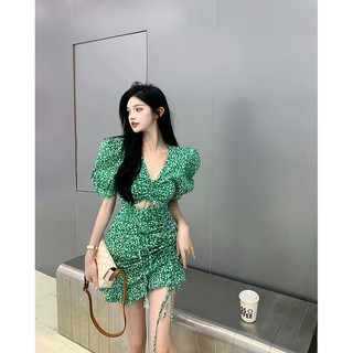 Đầm voan hoa nhí cổ V tay phồng hở eo đầm rút dây đuôi cá phong cách gợi cảm cá tính Hàn Quốc