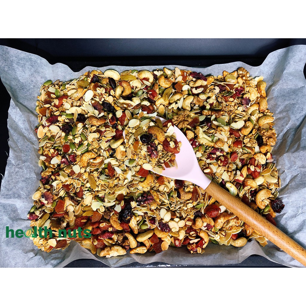 Granola 8 hạt, thêm dâu tây, óc chó đỏ | BigBuy360 - bigbuy360.vn