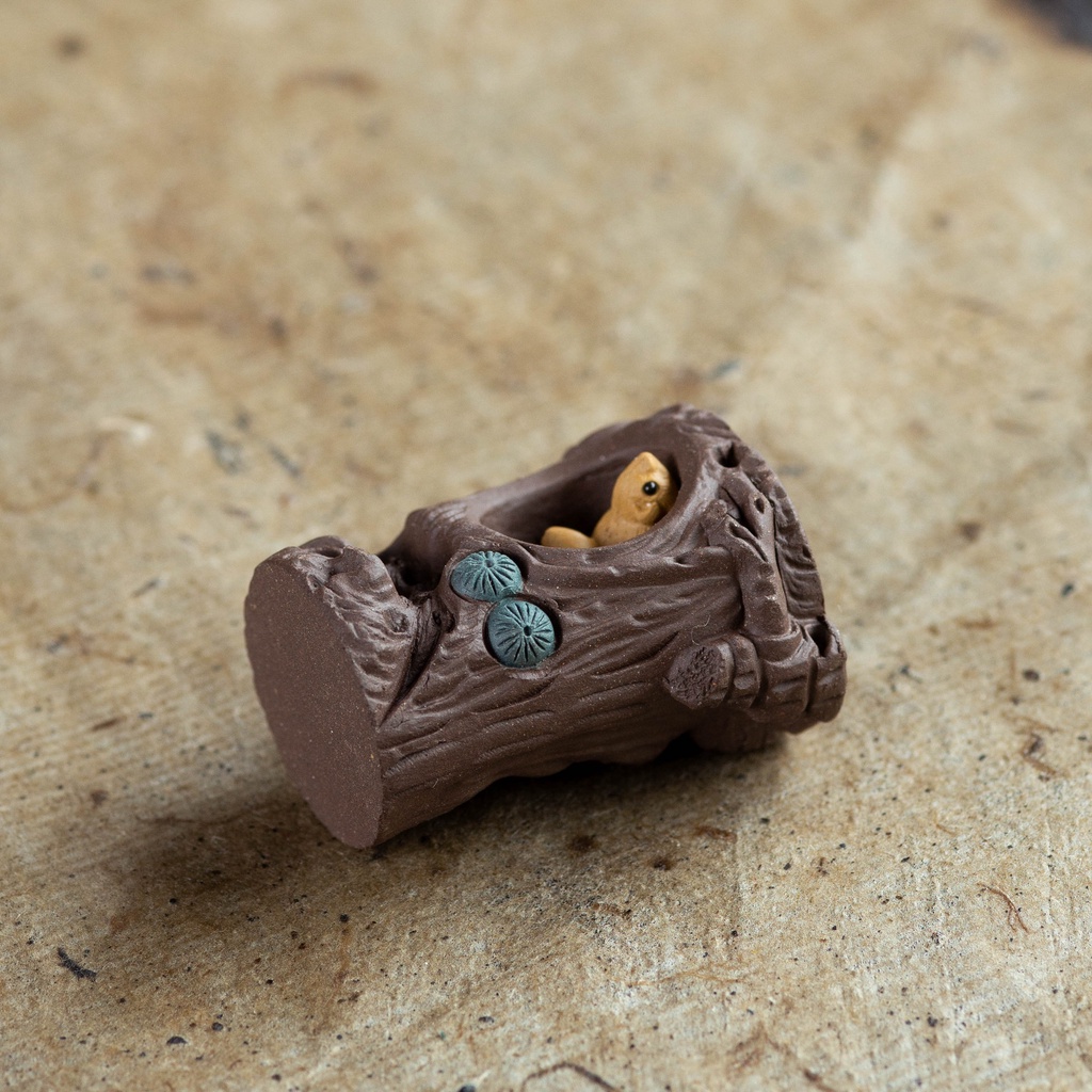 Gác nắp ấm trà, Ấm Tử Sa Hình chú Sóc Gốc Cây (Đồ chơi bàn trà)